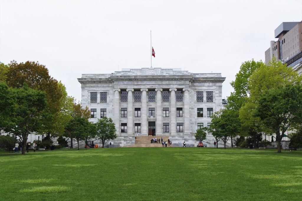 Codvi19: Harvard Medical School Moves Fall Semester Online for First-Year Students | Portal de noticias ABCTudo